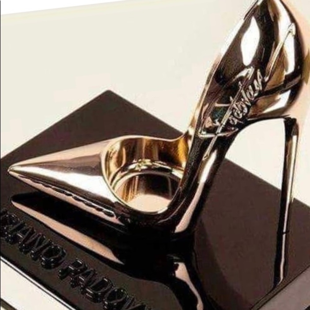 🖤All Sales Are Negotiable 🖤